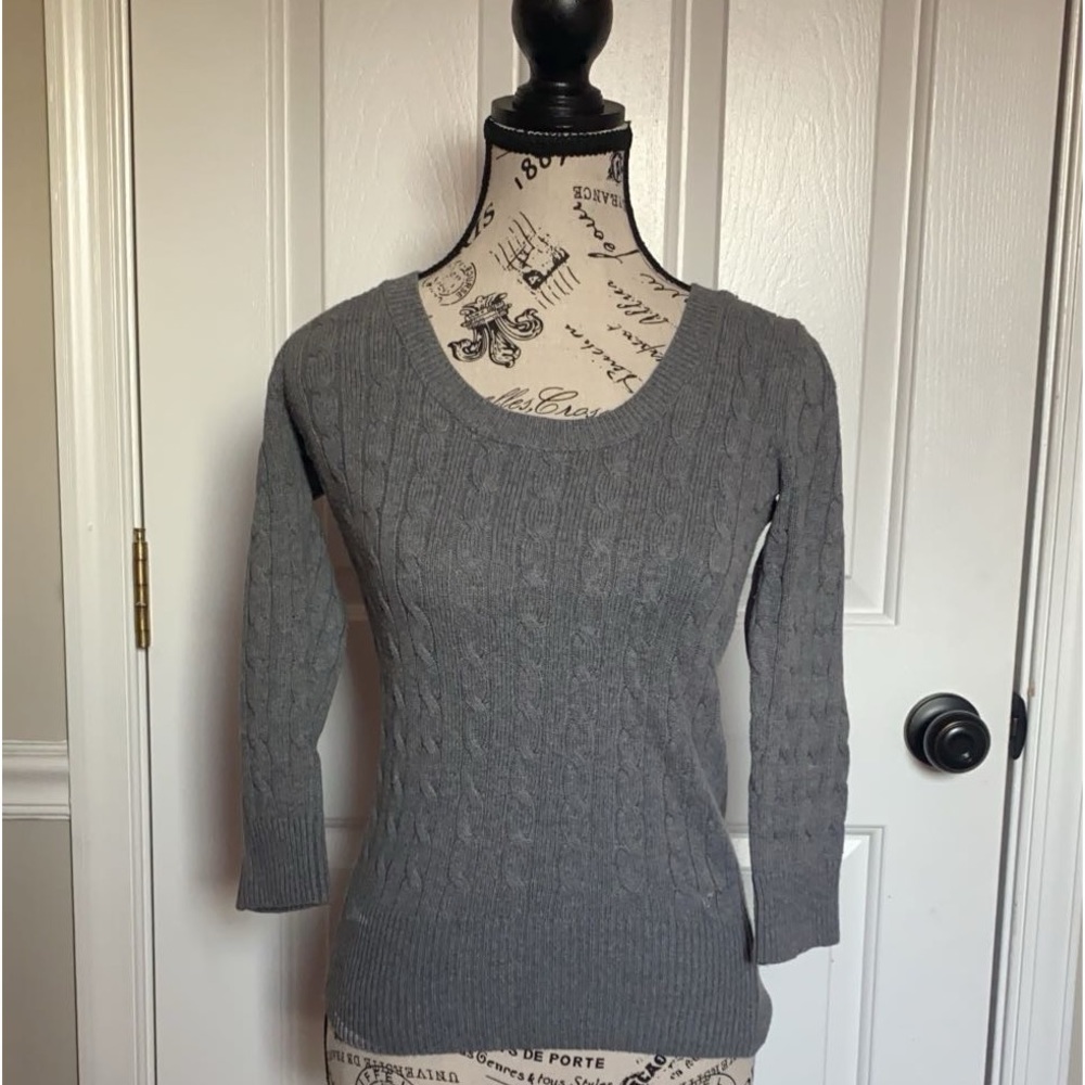 Women’s Gray American Eagle Sweater Size Small